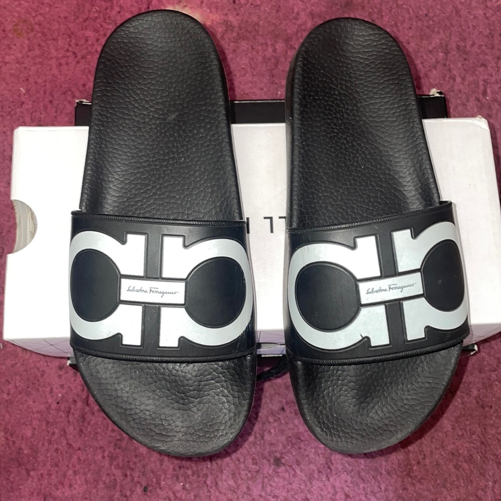 Ferragamo Slides